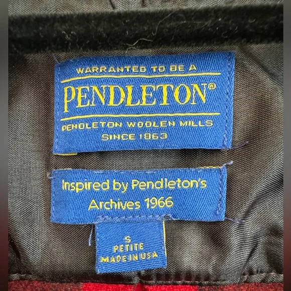 Pendleton Originals Women’s S Petite 100% Virgin Wool Red Black Flannel Shirt - Picture 4 of 4